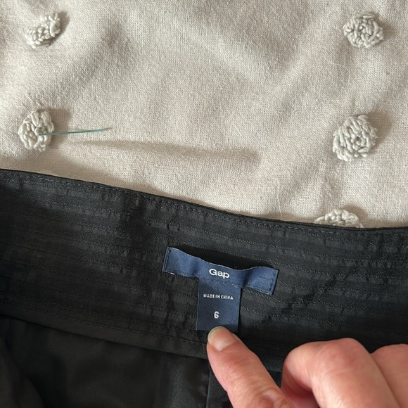GAP Black Wrap Skirt 6 - Picture 4 of 7